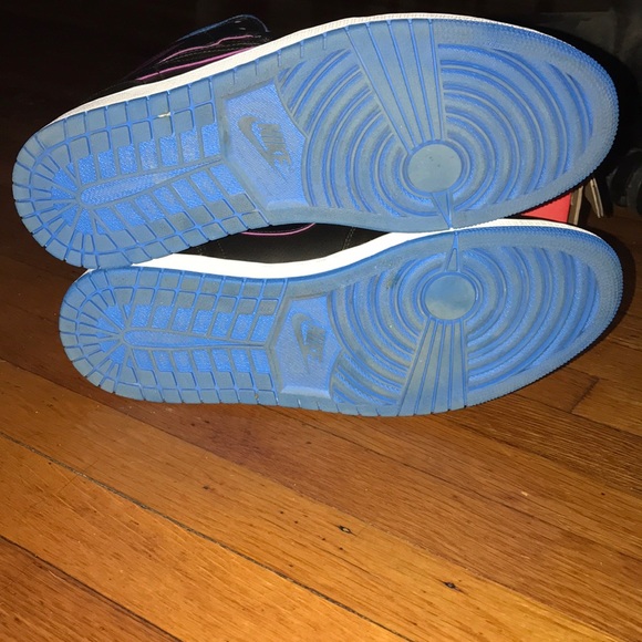 ✨Jordan 1 Retro Mid Radio Raheem Size: 13✨ - Picture 5 of 6